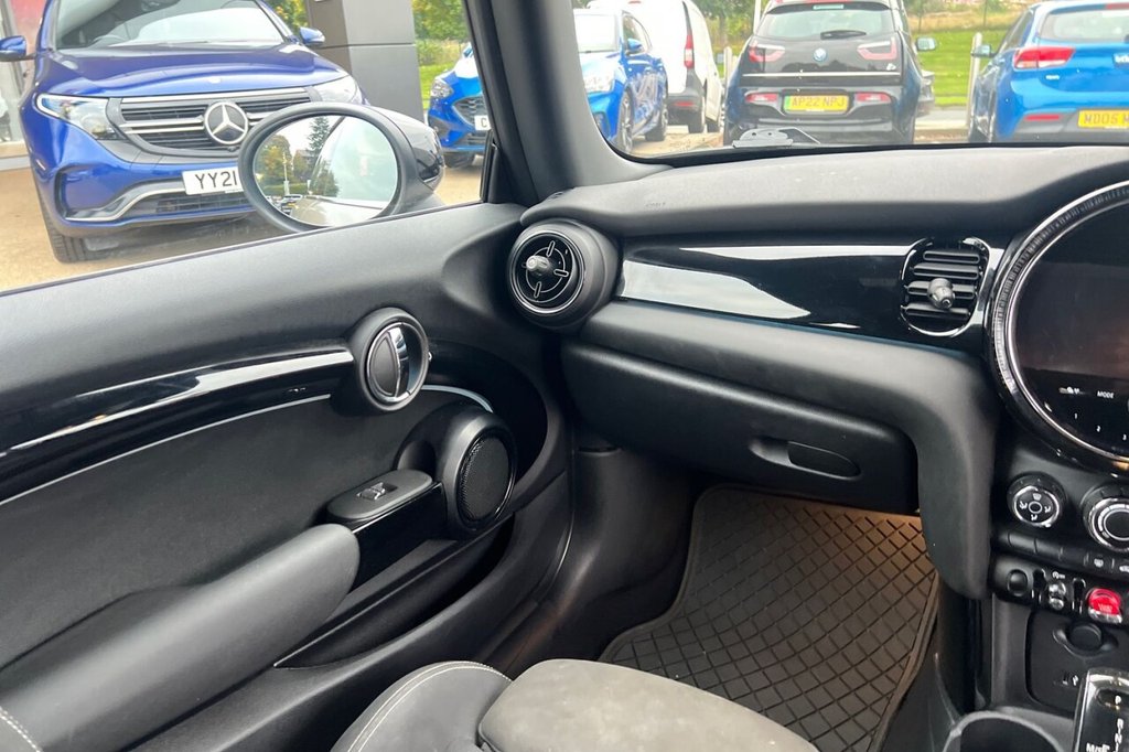 Used MINI Hatch 2022 for sale - 75704207: Photo 26