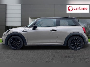 Used MINI Hatch 2022 for sale - 75704207: Photo