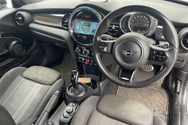 Used MINI Hatch 2022 for sale - 75704207: Photo 9