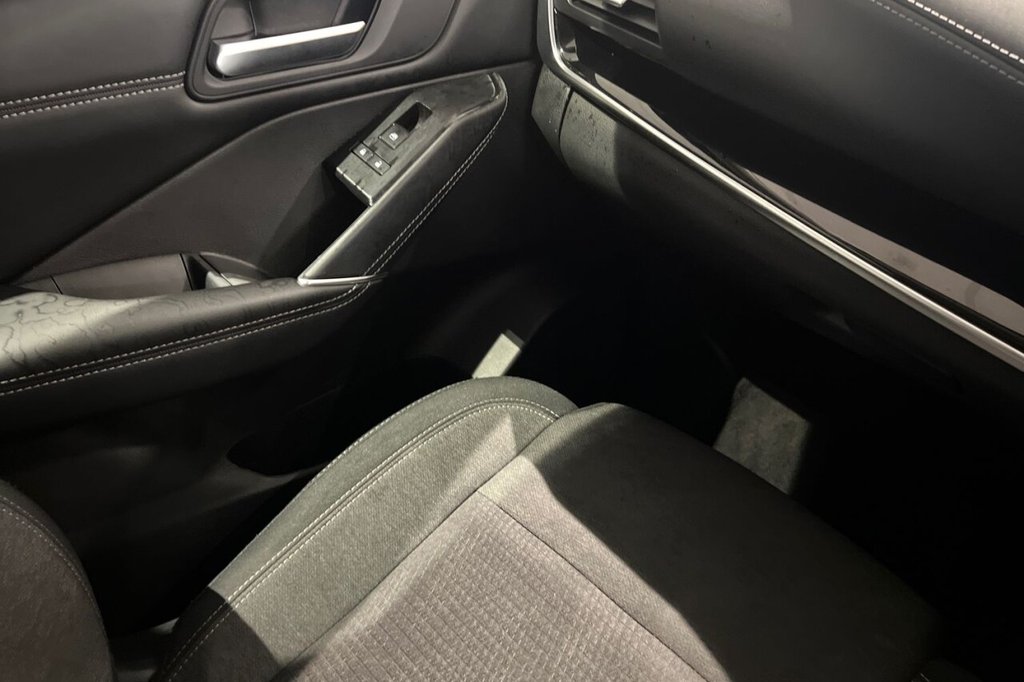 Used Nissan Qashqai 2023 for sale - 76417893: Photo 38