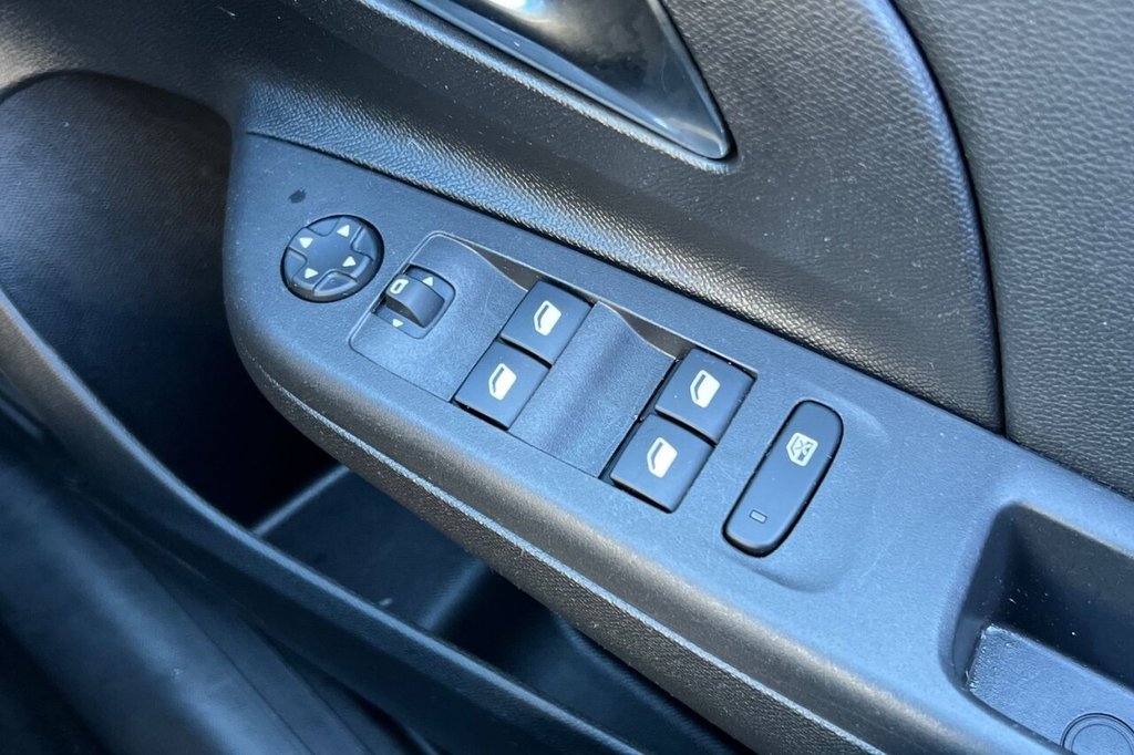 Used Vauxhall Corsa 2022 for sale - 77355966: Photo 39