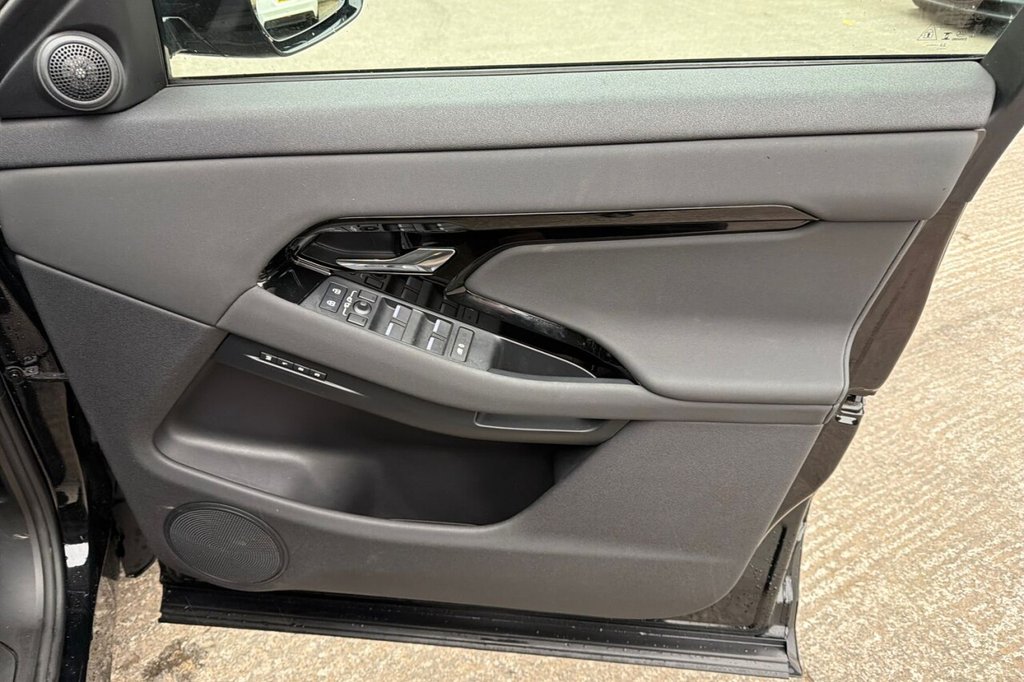 Used Land Rover Range Rover Evoque 2023 for sale - 78167049: Photo 37