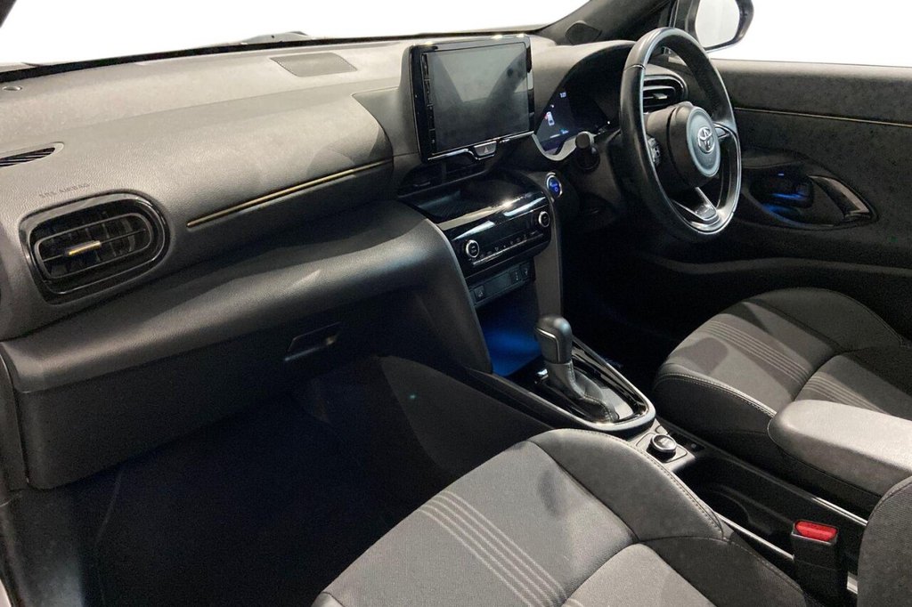 Used Toyota Yaris Cross 2022 for sale - 76385976: Photo 11