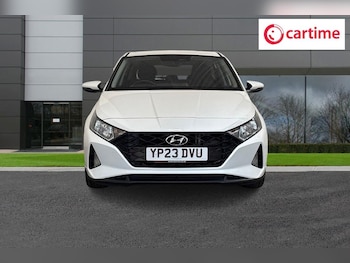 Used Hyundai i20 2023 for sale - 78996470: Photo