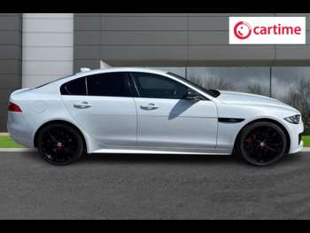 Used Jaguar XE 2018 for sale - 75073372: Photo