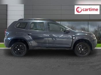 Used Dacia Duster 2021 for sale - 77835025: Photo
