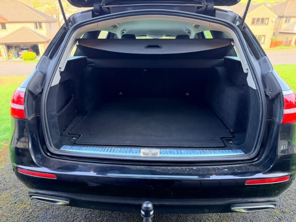 Used Mercedes-Benz E Class 2019 for sale - 77966784: Photo 5