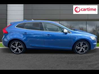 Used Volvo V40 2019 for sale - 75176054: Photo