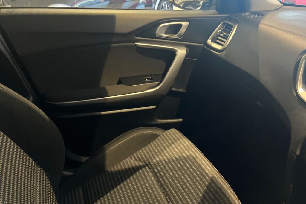 Used Kia Ceed 2022 for sale - 76009466: Photo 33