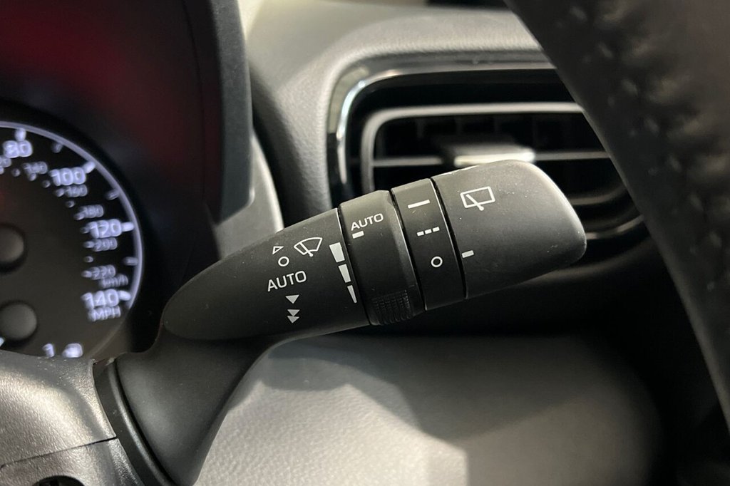 Used Toyota Yaris 2023 for sale - 77936242: Photo 28