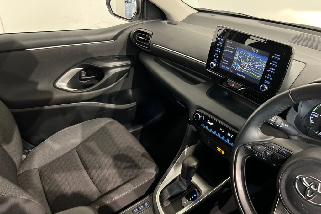 Used Toyota Yaris 2023 for sale - 77936242: Photo 33