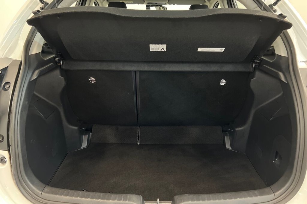 Used Toyota Yaris 2023 for sale - 77936242: Photo 39