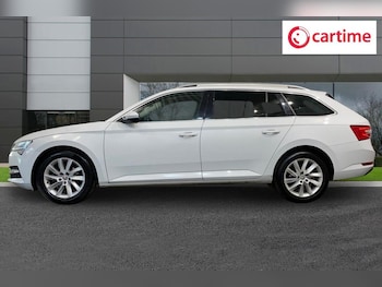 Used Skoda Superb 2022 for sale - 78543779: Photo