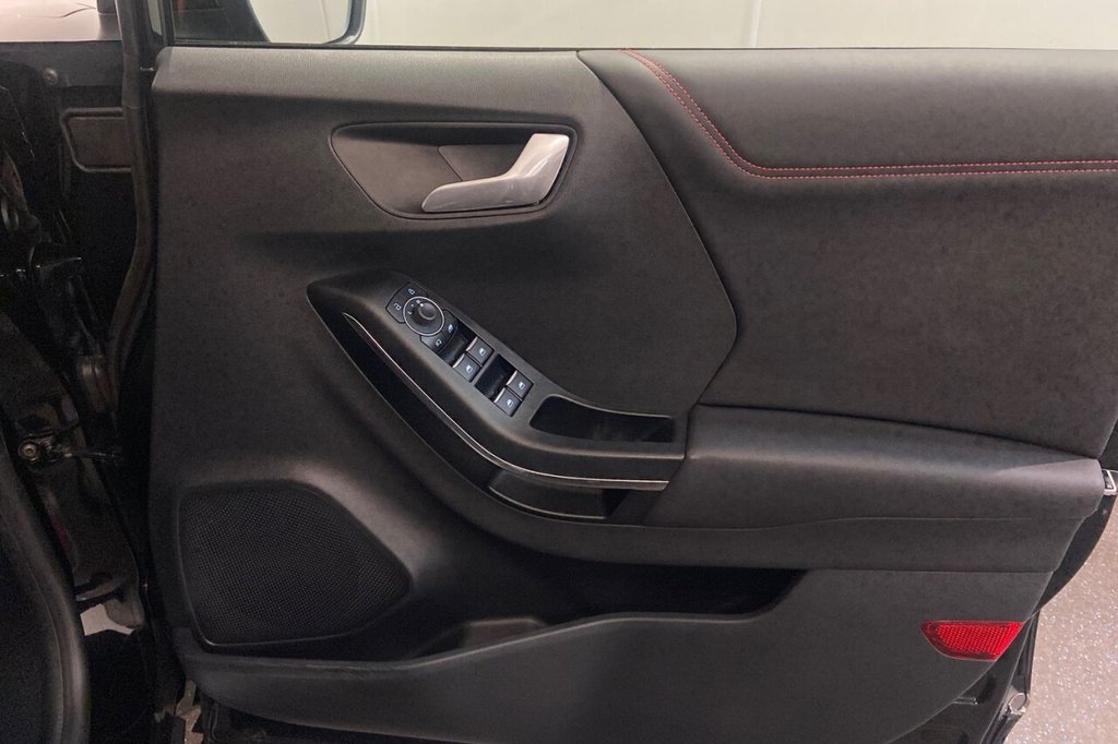 Used Ford Puma 2023 for sale - 76642093: Photo 38