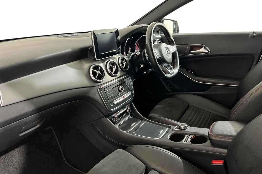 Used Mercedes-Benz CLA 2018 for sale - 76356380: Photo 11