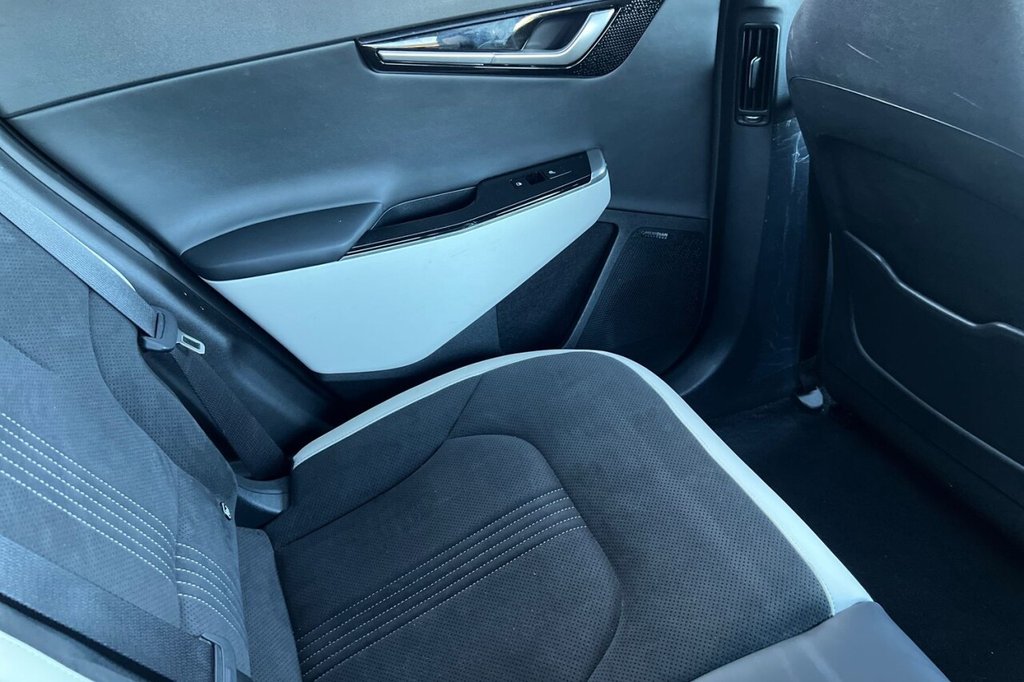 Used Kia EV6 2023 for sale - 76009748: Photo 17