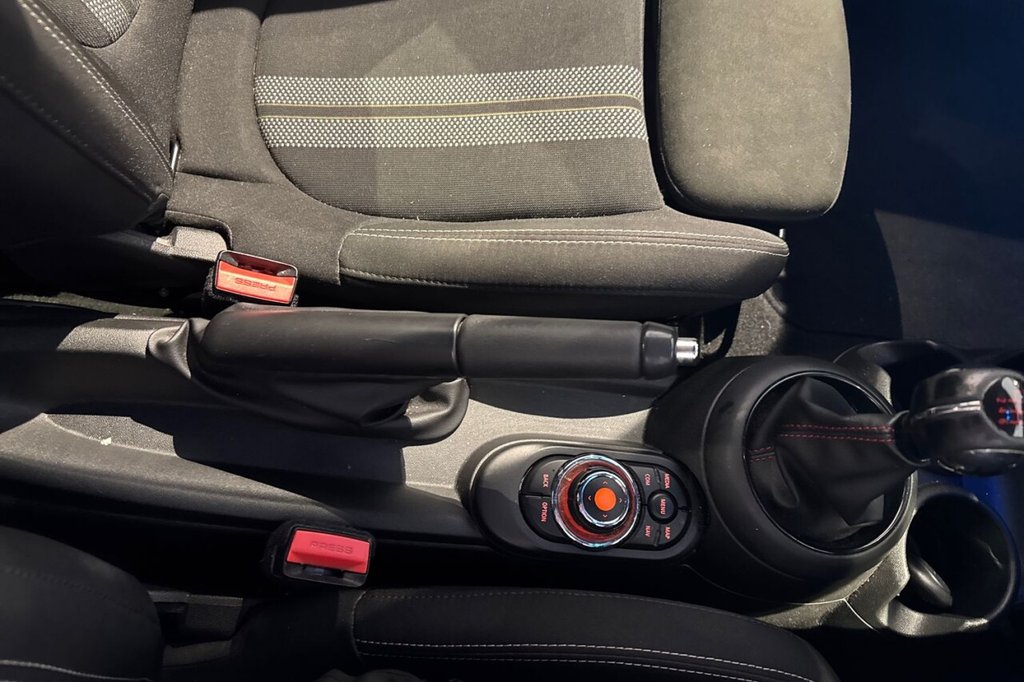 Used MINI Hatch 2019 for sale - 78200391: Photo 23