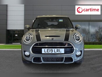 Used MINI Hatch 2019 for sale - 78200391: Photo