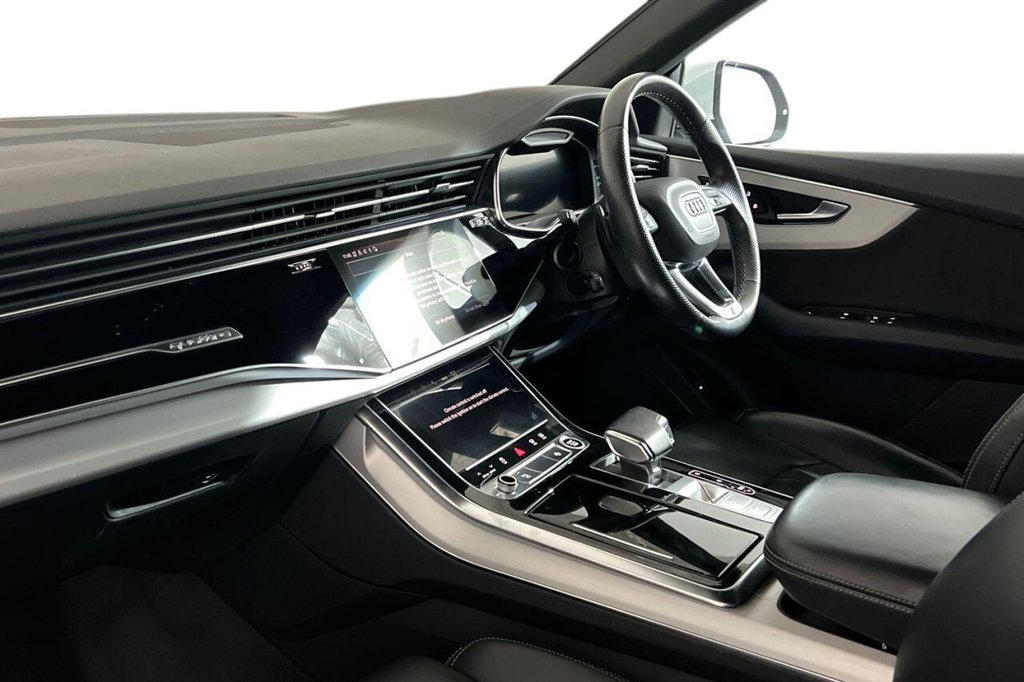 Used Audi Q8 2022 for sale - 76345429: Photo 11