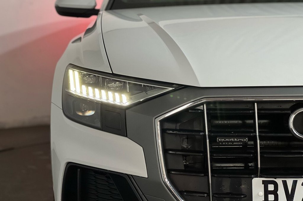 Used Audi Q8 2022 for sale - 76345429: Photo 32