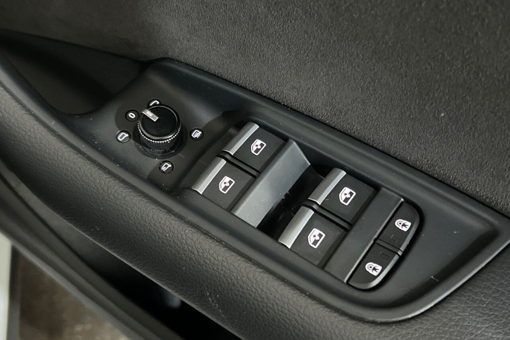 Used Audi Q8 2022 for sale - 76345429: Photo 40