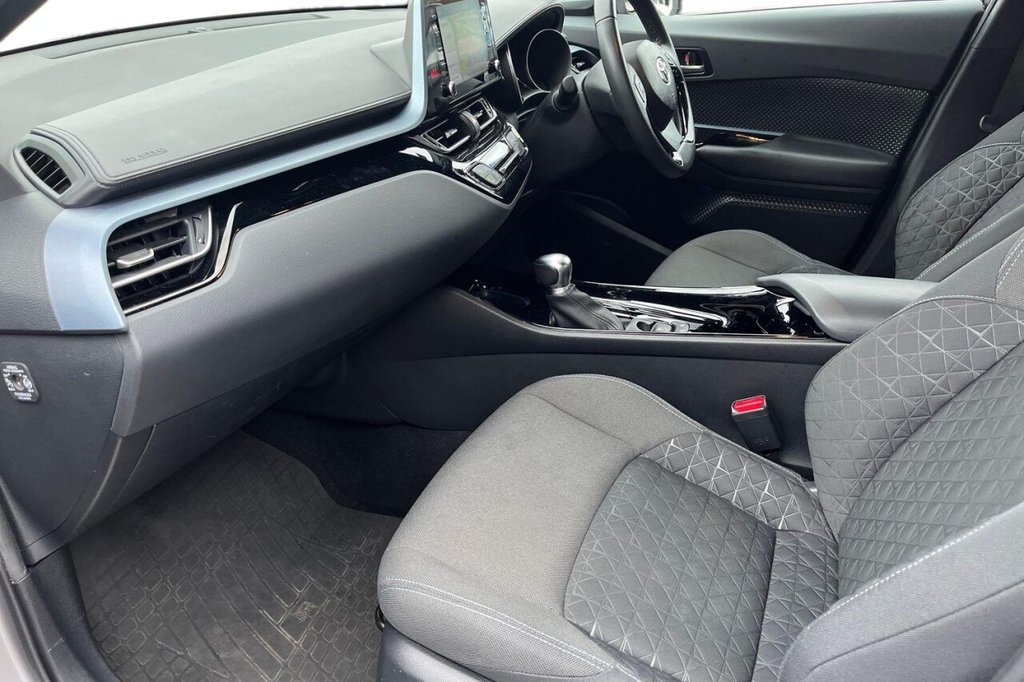Used Toyota C-HR 2021 for sale - 77422710: Photo 11