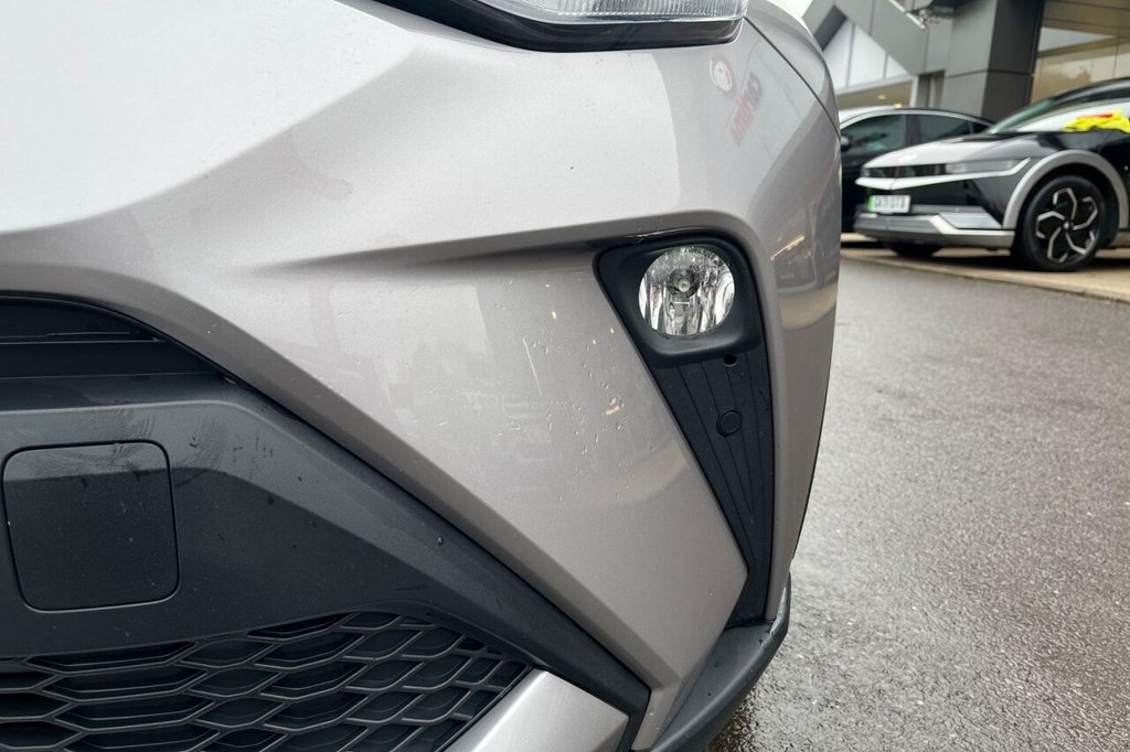 Used Toyota C-HR 2021 for sale - 77422710: Photo 17