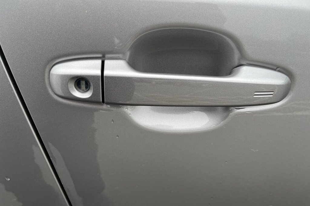 Used Toyota C-HR 2021 for sale - 77422710: Photo 37