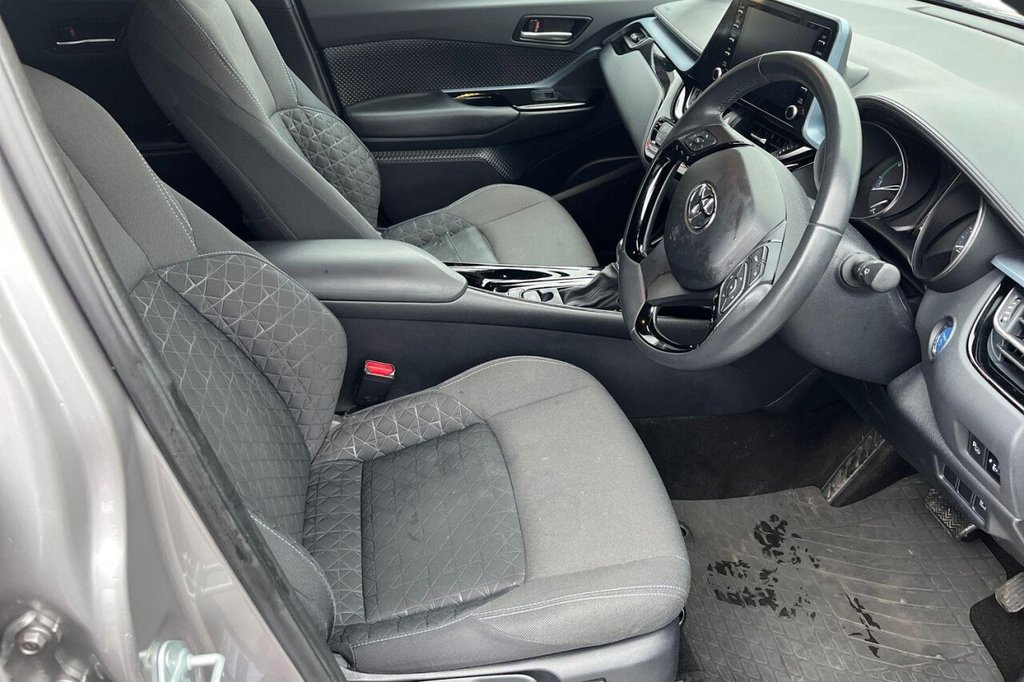 Used Toyota C-HR 2021 for sale - 77422710: Photo 9
