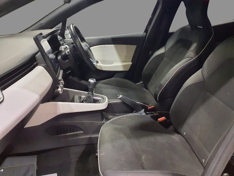 Used Renault Clio 2021 for sale - 77880196: Photo 6