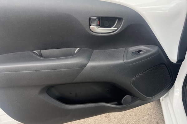 Used Toyota AYGO 2021 for sale - 75548279: Photo 15