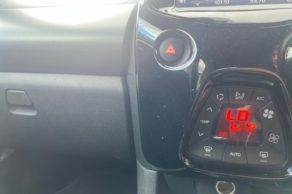 Used Toyota AYGO 2021 for sale - 75548279: Photo 29