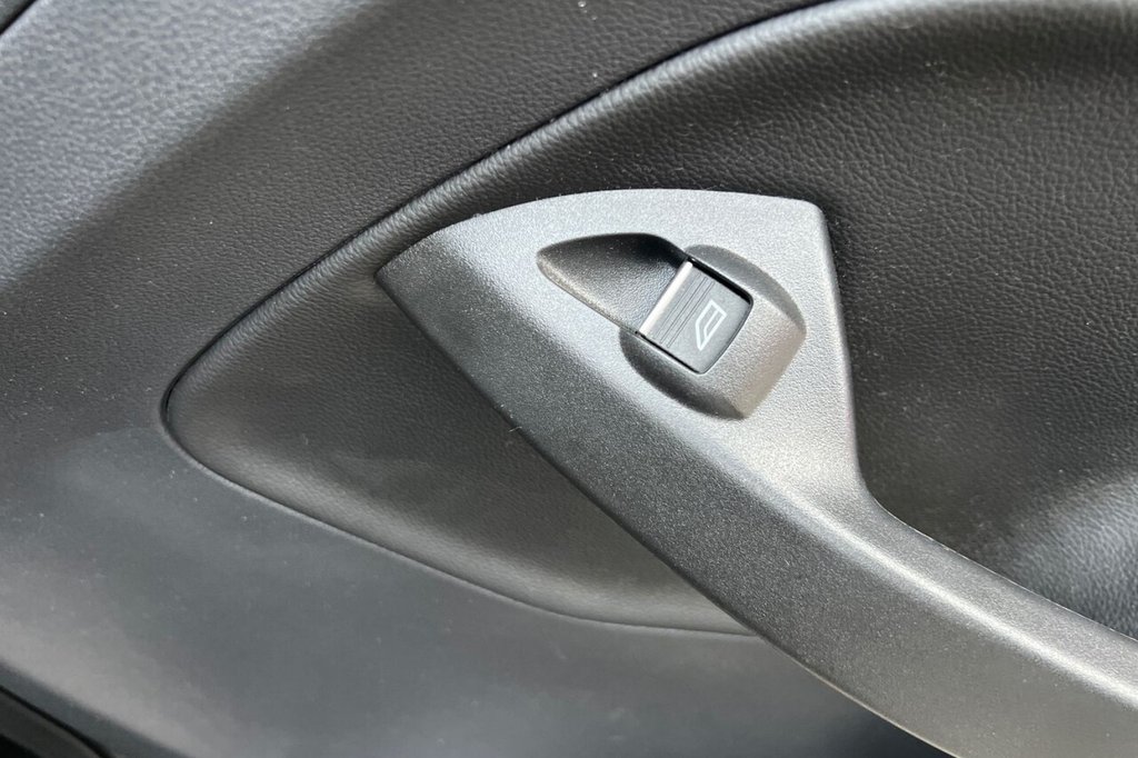 Used Ford Kuga 2019 for sale - 75745969: Photo 32