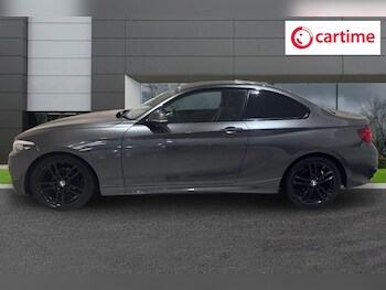 Used BMW 2 Series 2020 for sale - 77600131: Photo