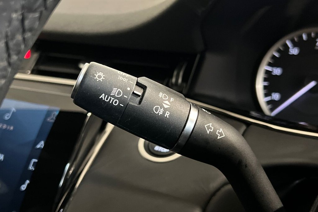 Used Land Rover Range Rover Evoque 2023 for sale - 76395623: Photo 33