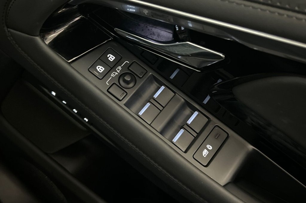 Used Land Rover Range Rover Evoque 2023 for sale - 76395623: Photo 42