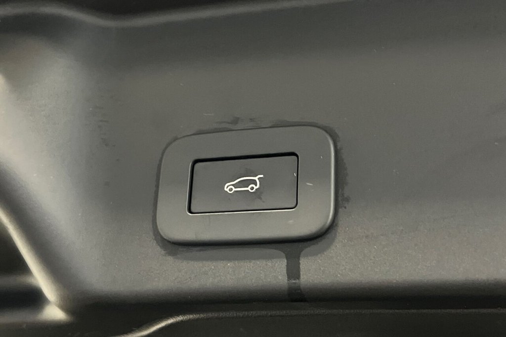 Used Land Rover Range Rover Evoque 2023 for sale - 76395623: Photo 46