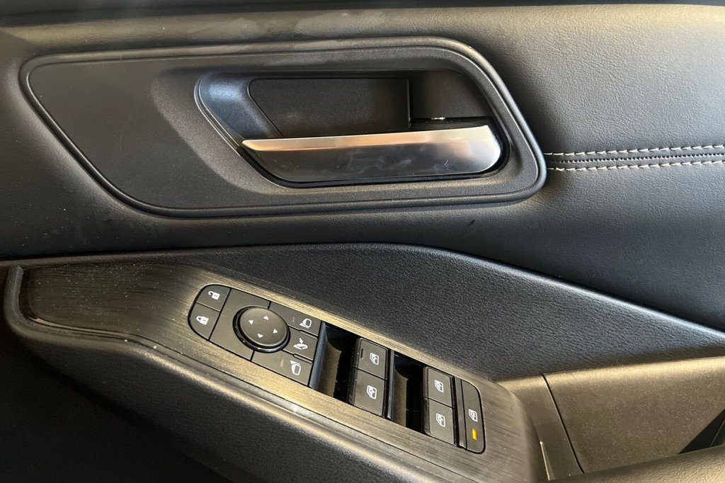 Used Nissan Qashqai 2023 for sale - 76429862: Photo 16