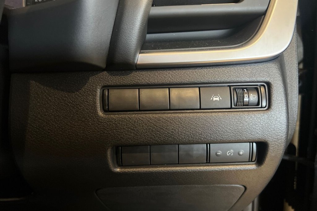 Used Nissan Qashqai 2023 for sale - 76429862: Photo 17