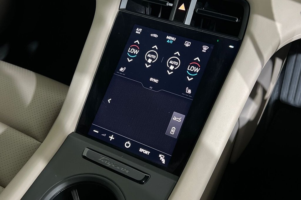 Used Porsche Taycan 2022 for sale - 76118413: Photo 37