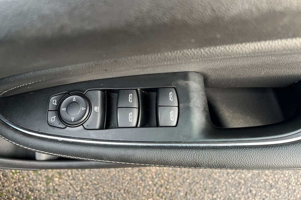 Used Vauxhall Insignia 2018 for sale - 77546835: Photo 16