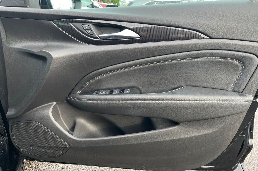 Used Vauxhall Insignia 2018 for sale - 77546835: Photo 22