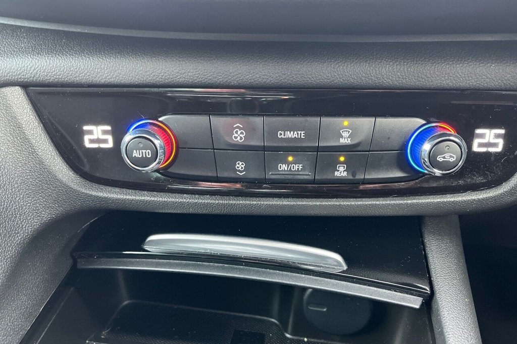 Used Vauxhall Insignia 2018 for sale - 77546835: Photo 25