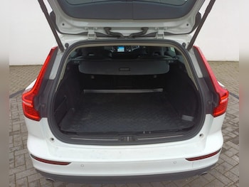 Used Volvo V60 2022 for sale - 78241765: Photo