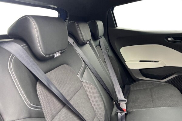 Used Renault Clio 2020 for sale - 75799927: Photo 10