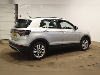 Used Volkswagen T-Cross 2022 for sale - 77734534: Photo