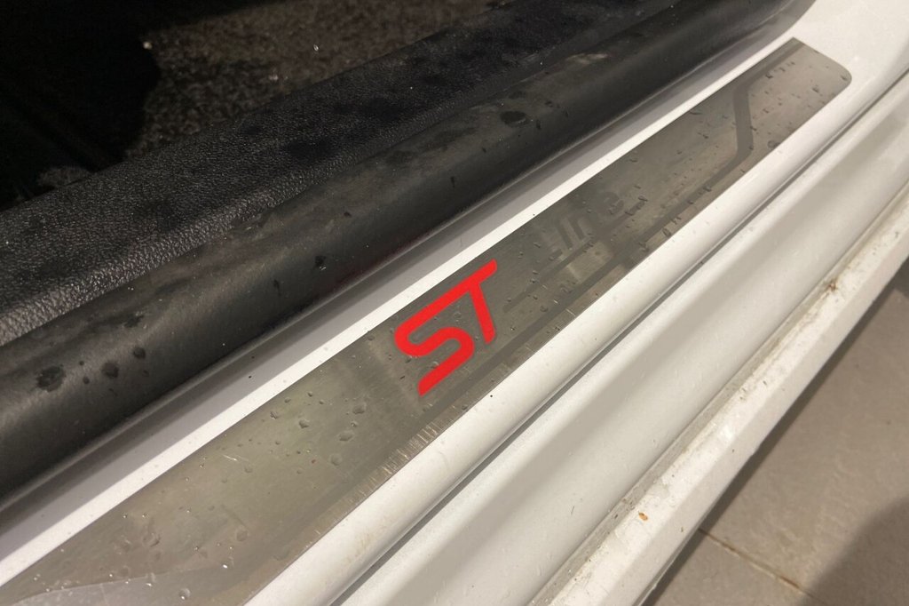 Used Ford Focus 2020 for sale - 76772997: Photo 33