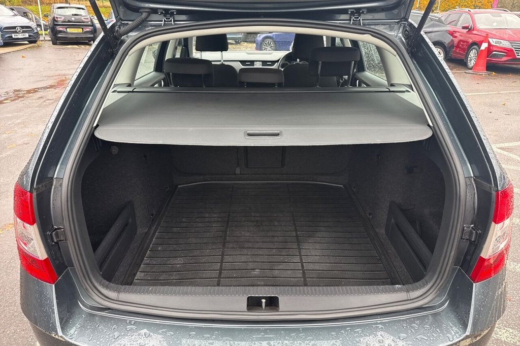 Used Skoda Octavia 2020 for sale - 76323070: Photo 27