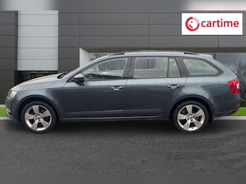 Used Skoda Octavia 2020 for sale - 76323070: Photo