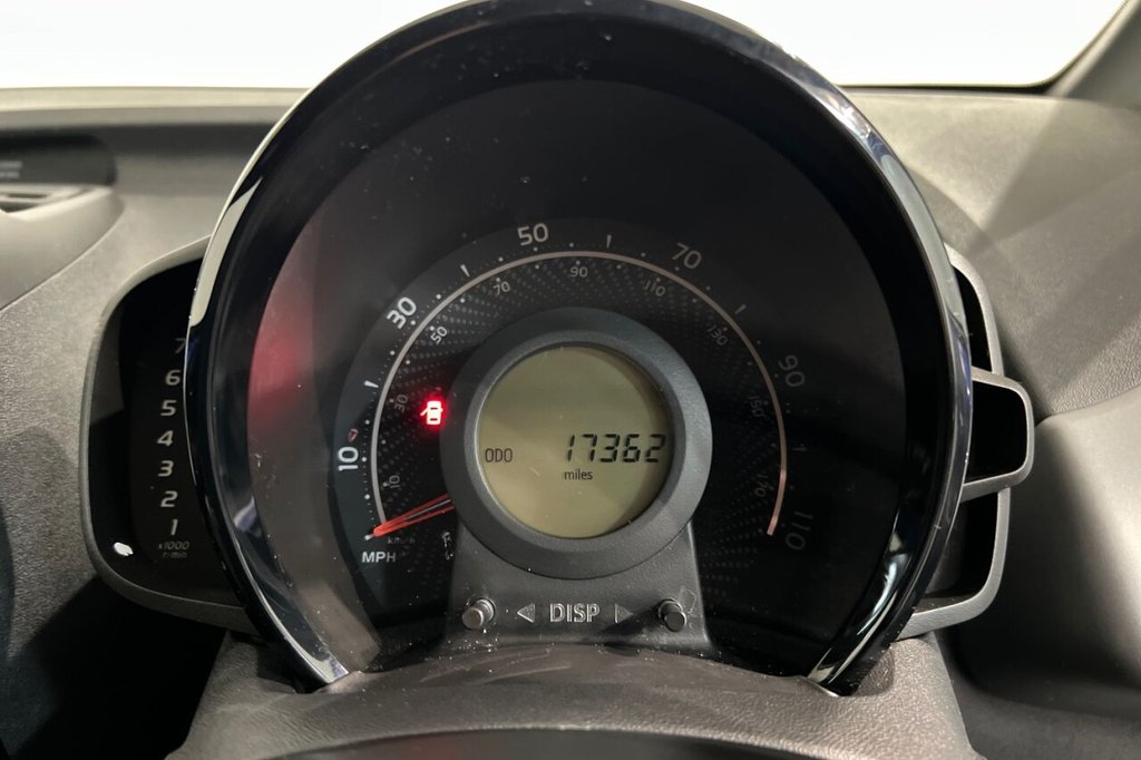 Used Toyota AYGO 2021 for sale - 77101079: Photo 15